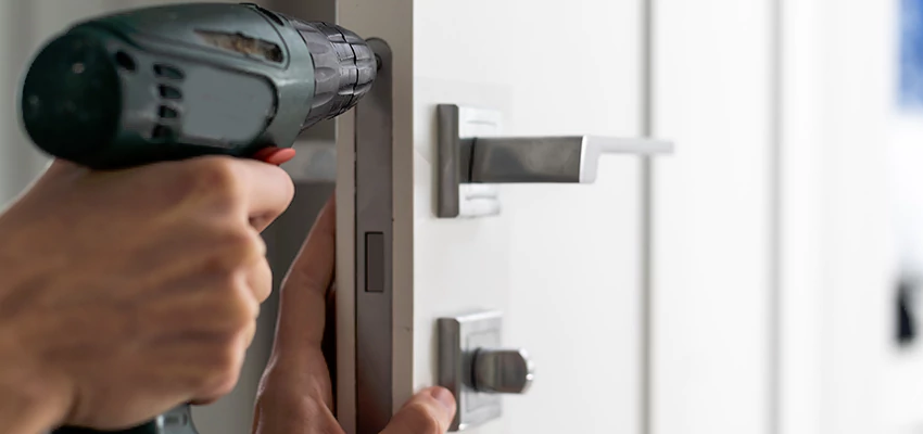 Locksmith For Lock Replacement Near Me in Hughson, CA