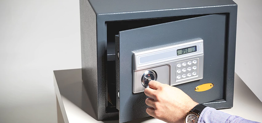 Jewelry Safe Unlocking Service in Hughson, California